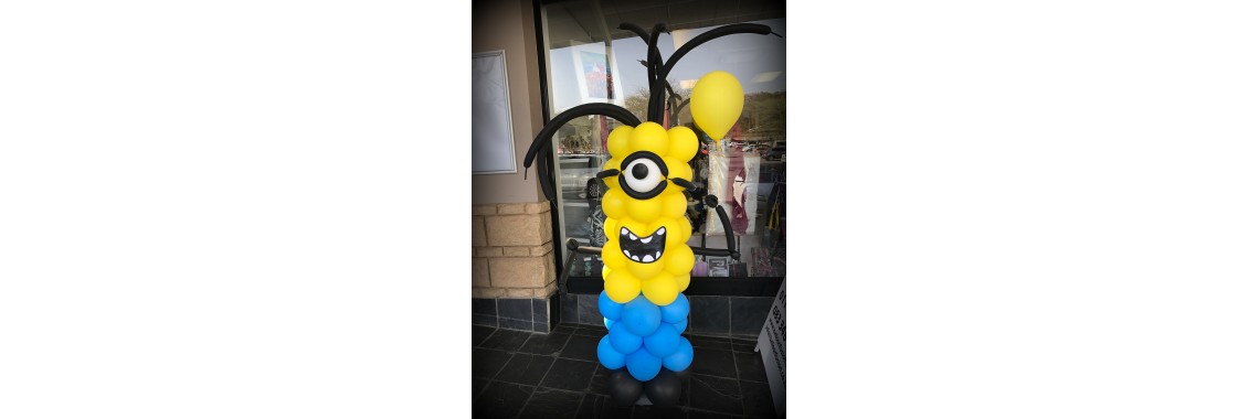Minion Balloon Art